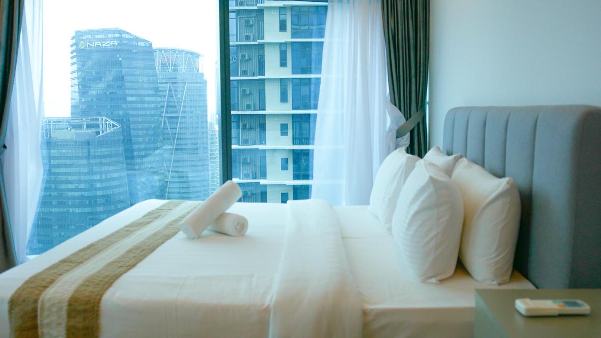 Crystal Suite At Eaton Klcc Куала-Лумпур Экстерьер фото